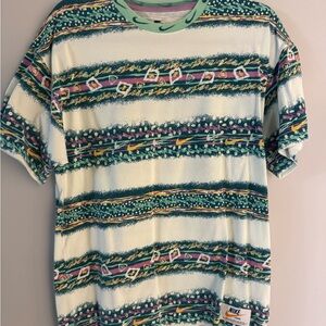 Nike Vibrant Patterned Men's Tee